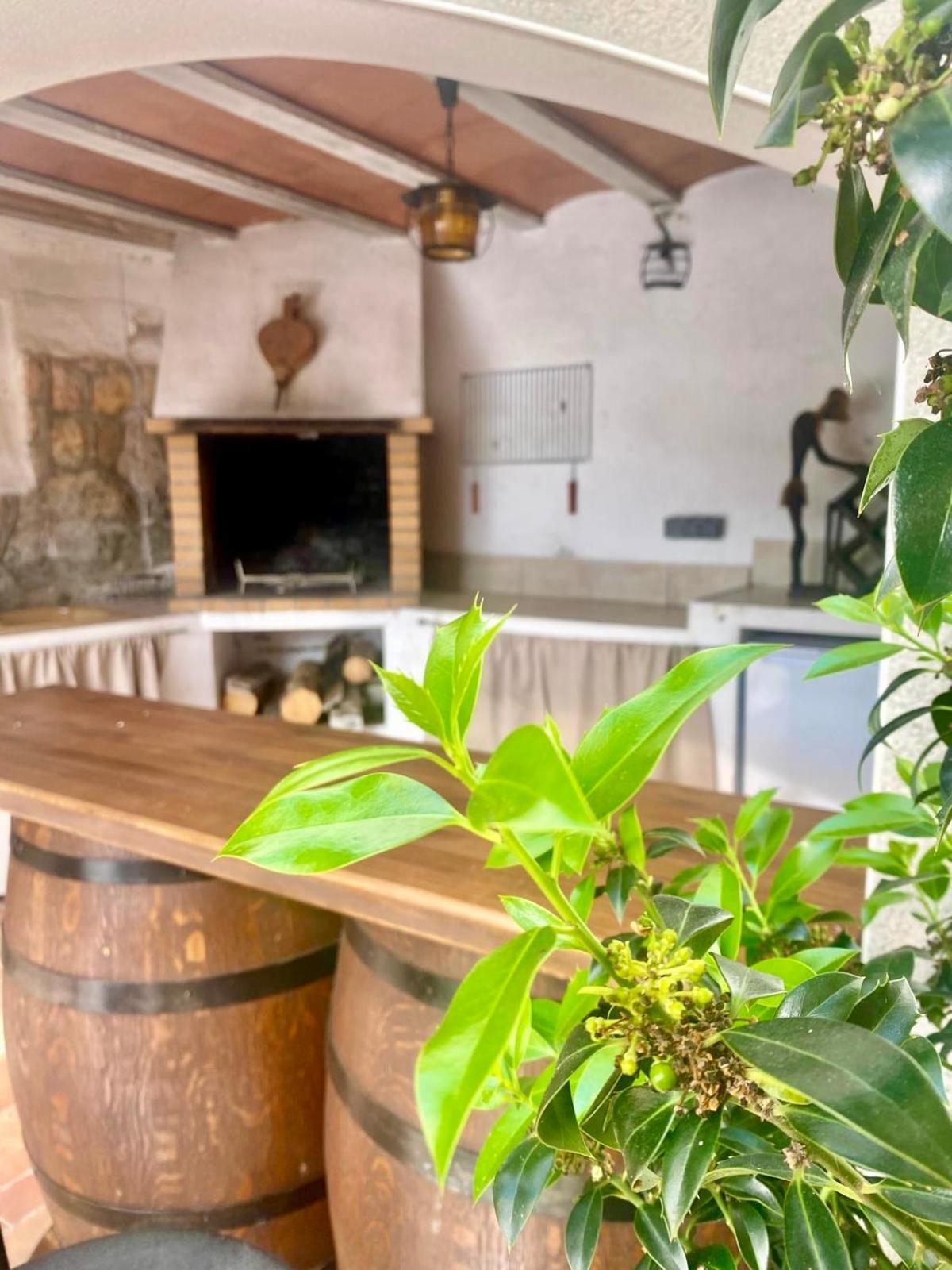 La Casa Dels Boscos Villa Tarragona Buitenkant foto